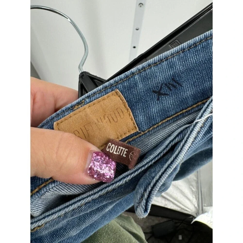 Driftwood Women's Collette Embroidered Straight Leg Jeans Size 26